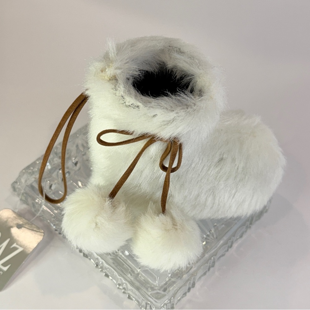 🆕 Faux Fur Winter Boot Christmas Ornament 3.5” Cozy Rustic Cabin Tree Décor